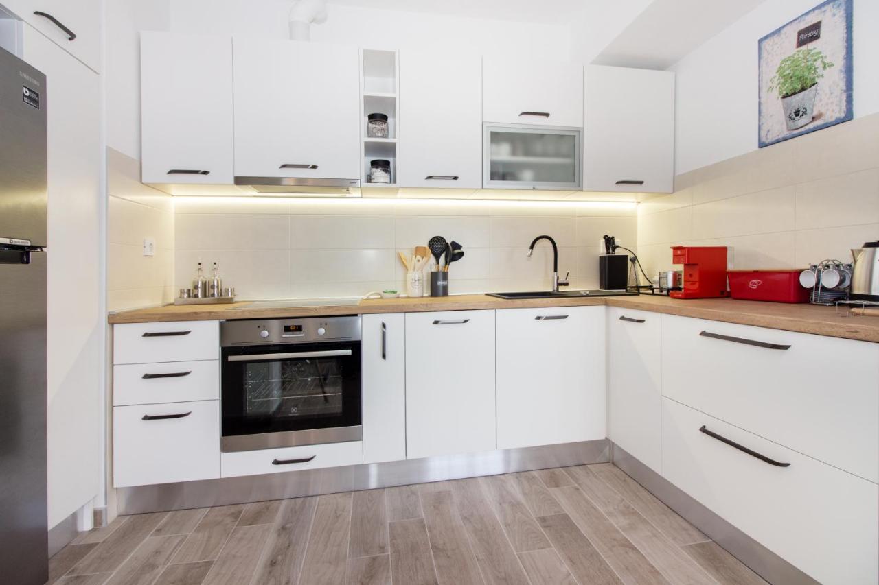 Utopia Apartments Split Kültér fotó