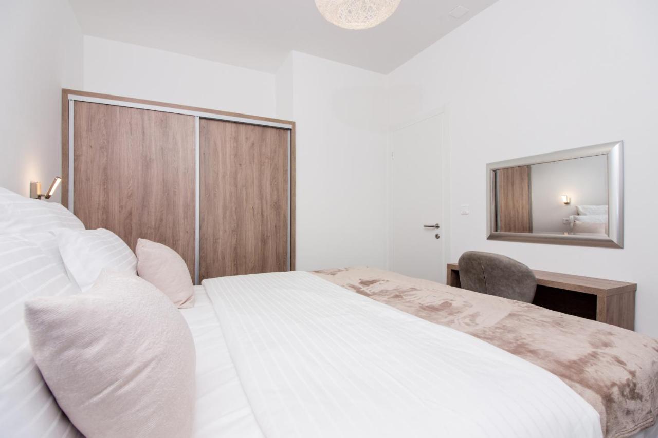 Utopia Apartments Split Kültér fotó